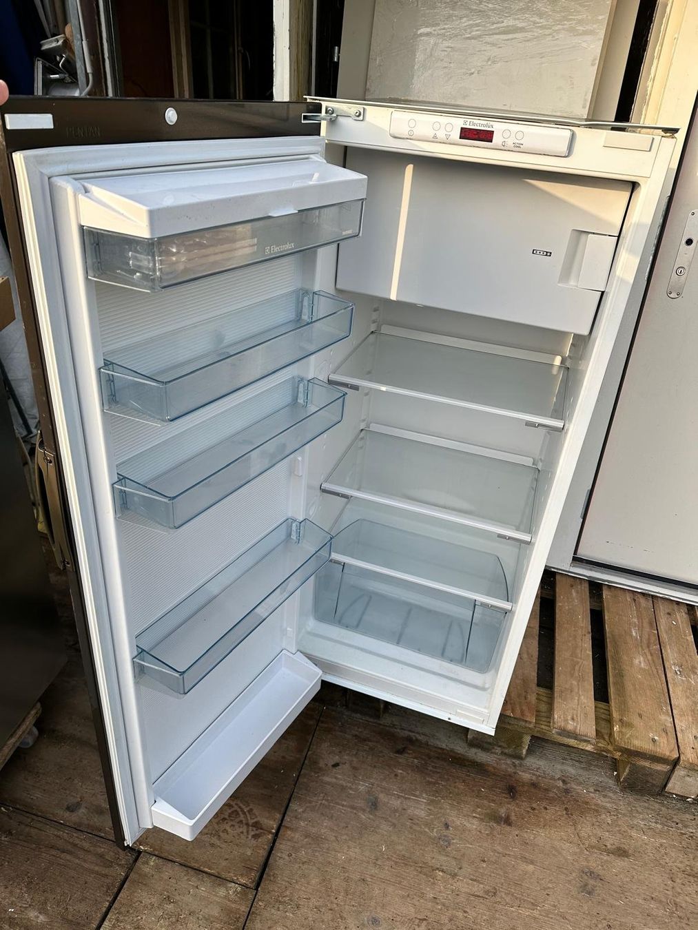Electrolux Frigoriferi: Kühlschrank Einbaukühlschrank Electrolux – Usato da Spreitenbach venduto da Space_X