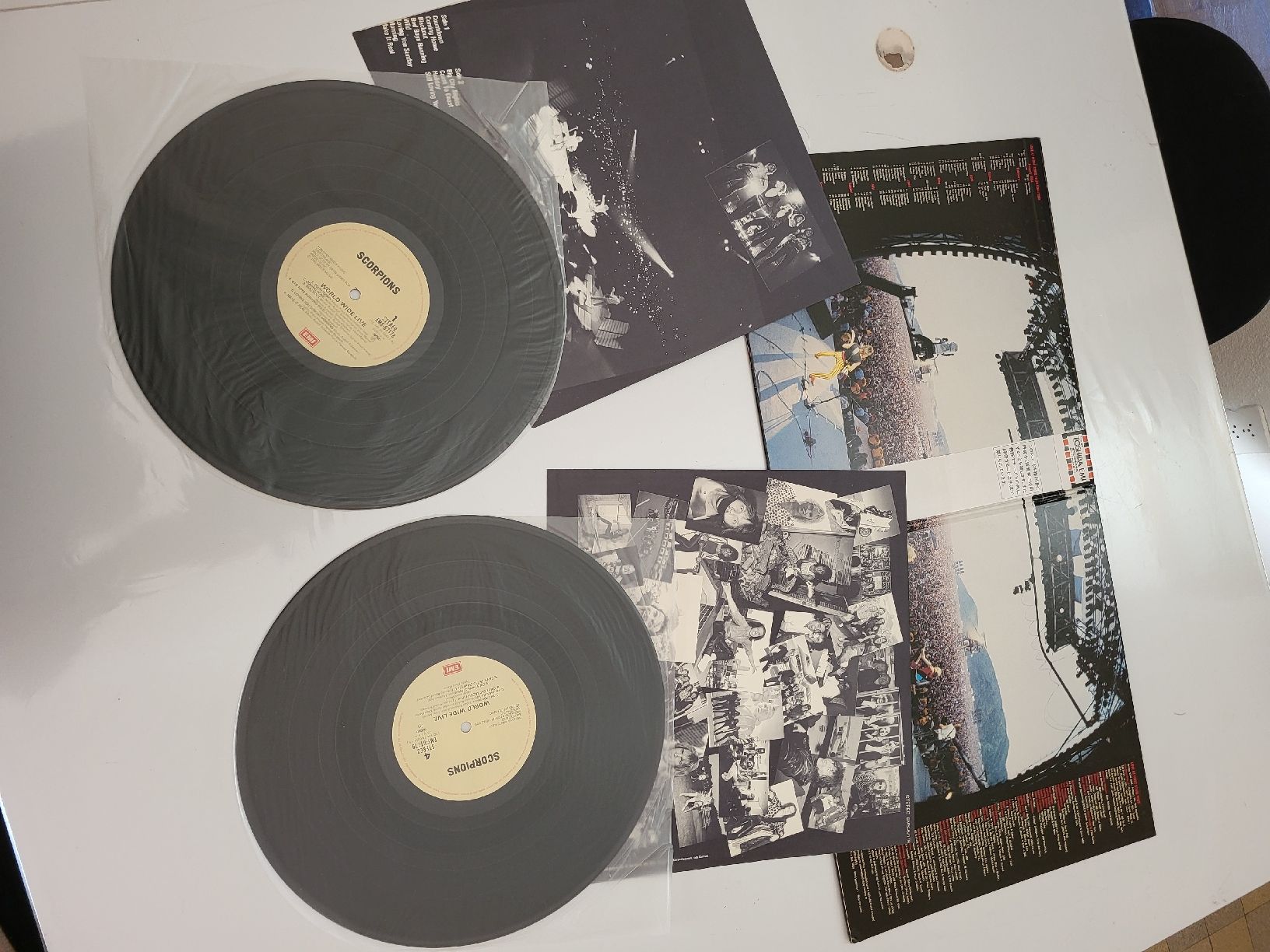 Dischi in vinile: Scorpions- World Wide Live Japanese Edition – Usato da Fribourg venduto da Nuno_Dias 7