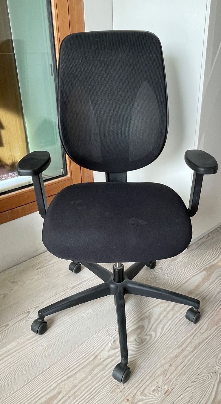 Giroflex Stühle: Bürostuhl von Giroflex – Gebraucht aus Liebefeld von san_9lln