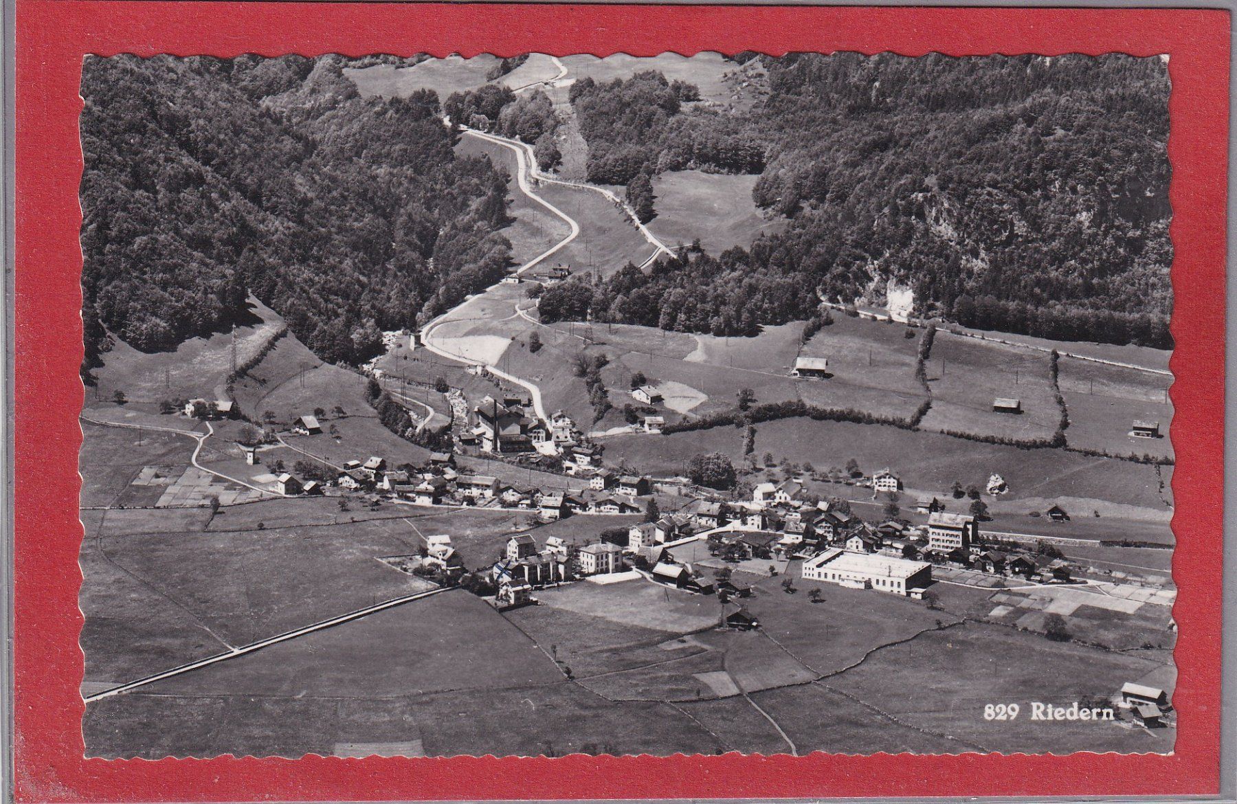 Cartoline postali: Riedern (GL) 1940 – Usato da Orvin venduto da Pyaeschli