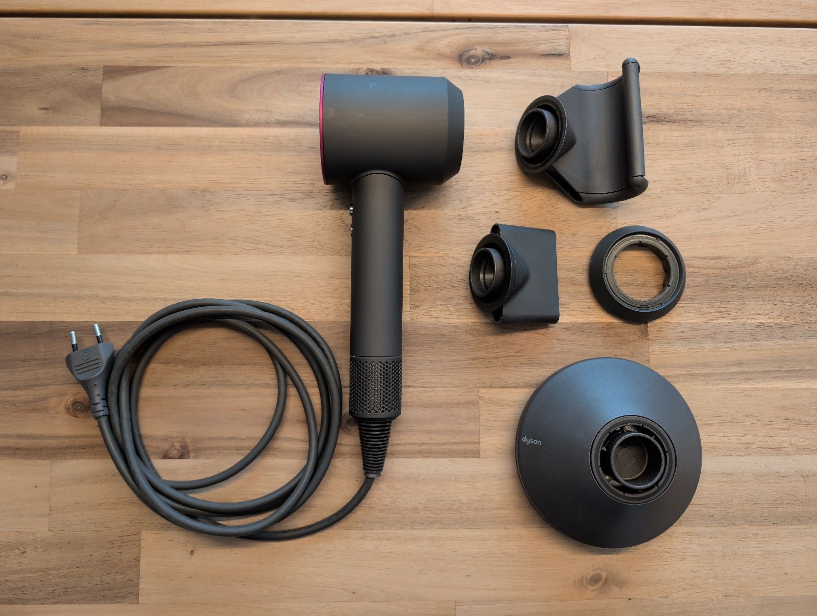 Dyson Sèche-cheveux: Dyson Supersonic – D'occasion à Winterthur par cin_2m27 1