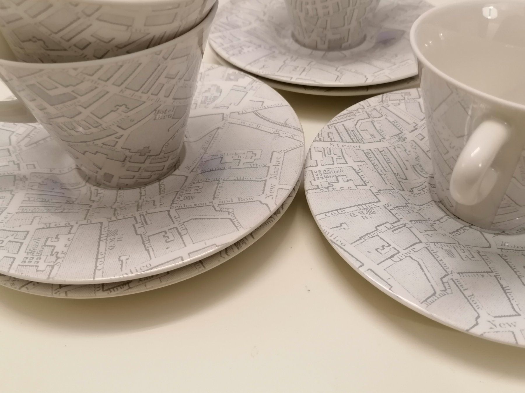 Amici Tassen: Philip Johnson Silver Cities Four Seasons - 5Stk.-SELTEN – Neu (gemäss Beschreibung) aus Basel von vintagecollector