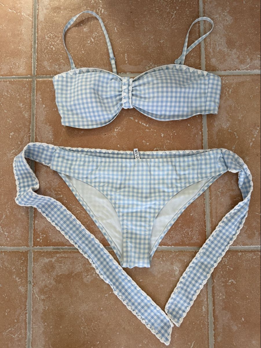 Beldona Maillots de bain & Bikinis: Bikini Beldona Karo hellblau/weiss Gr. 40 – D'occasion à Lyss par Landleben0 2