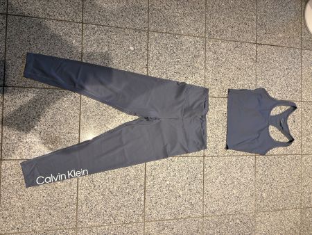 Calvin Klein Sport Set grau Leggings und Top neuwertig