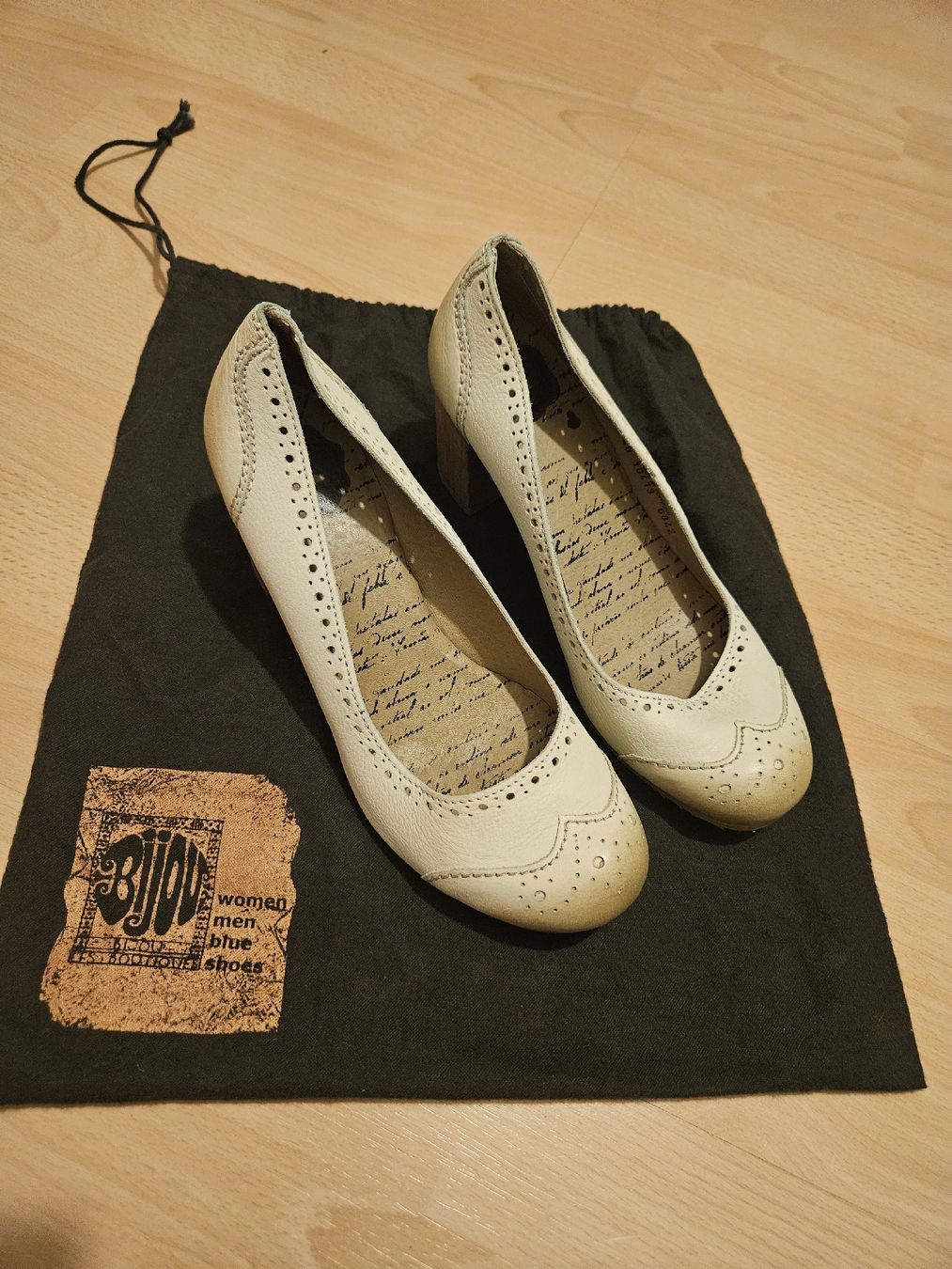 Scarpe da donna: Chaussures Blow blanches à talons hauts T. 40 – Nuovo (secondo la descrizione) da Mühleberg venduto da Eliboub 5