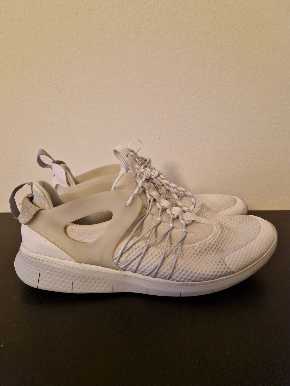 Nike Scarpe da uomo: Laufschuhe Nike – Usato da basel venduto da Mountainfreak
