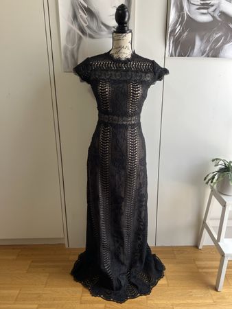 Floor Length Evening Gown, Black Lace, Lined Gr.XS