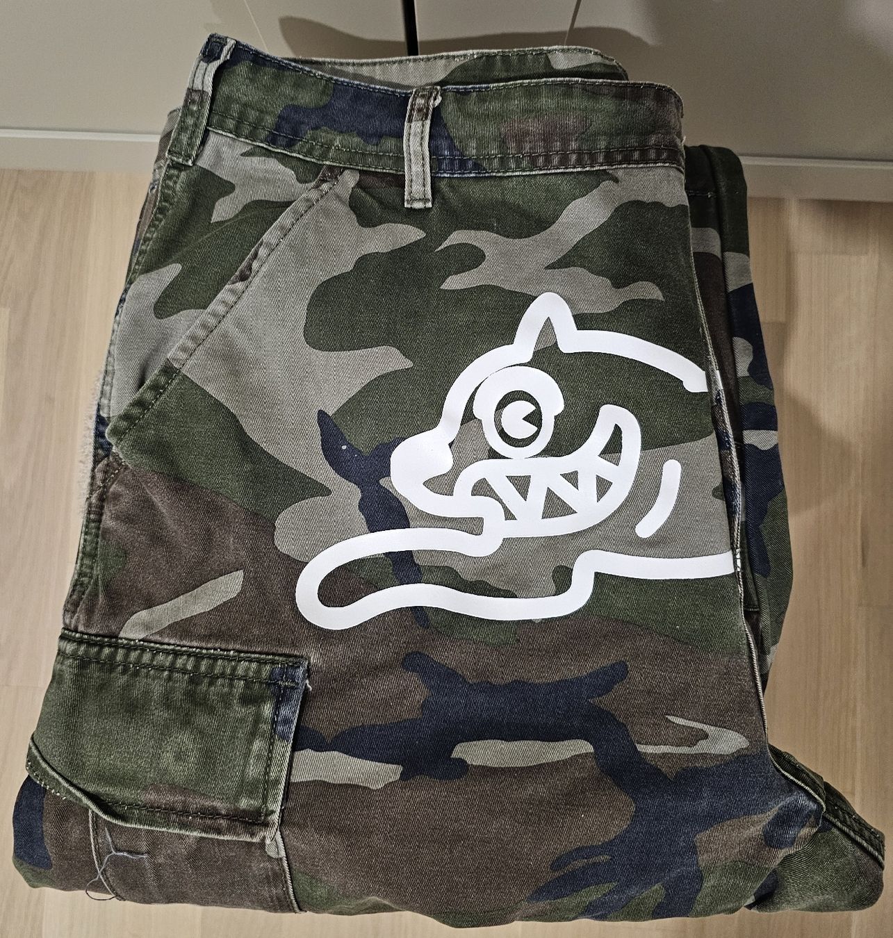 Pantaloni: Pantalon Cargo Icecream BBC L – Nuovo (secondo la descrizione) da Pully venduto da RandomZero