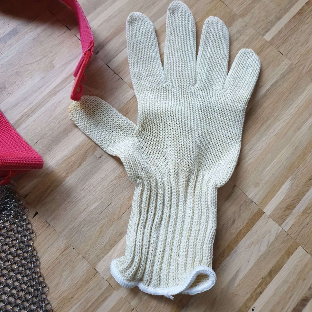 Altro per Abbigliamento & Protezione sul lavoro: METZGER STECHSCHUTZSCHÜRZE, -HANDSCHUHE EUROFLEX – Usato da Urnäsch venduto da Nakamotix 4