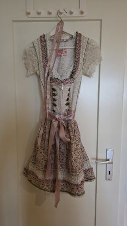 Krüger Dirndl