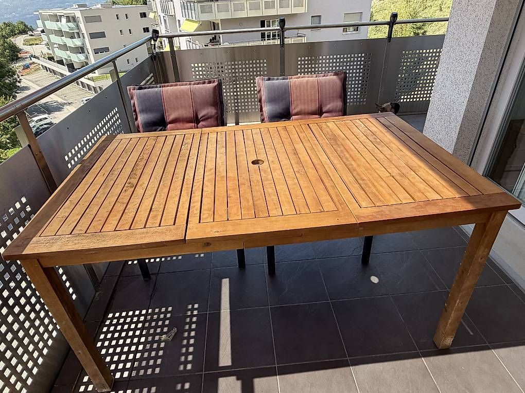 Stühle: 4 chaises de jardin et.... – Gebraucht aus Botyre (Ayent) von Claude-EvelyneS 3