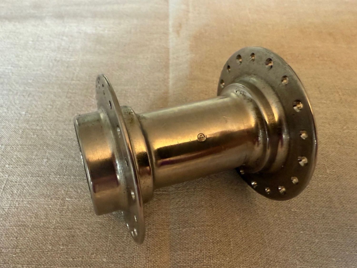 Ersatzteile: Vorderradnabe Militärvelo 05 – Neu (gemäss Beschreibung) aus Basel von steegg