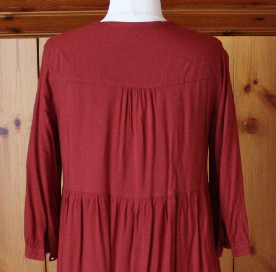 Kleider: Kleid Langarm Q/S rost-rot Gr. XL – Gebraucht aus Flüelen von Diversicum-Curvy 7