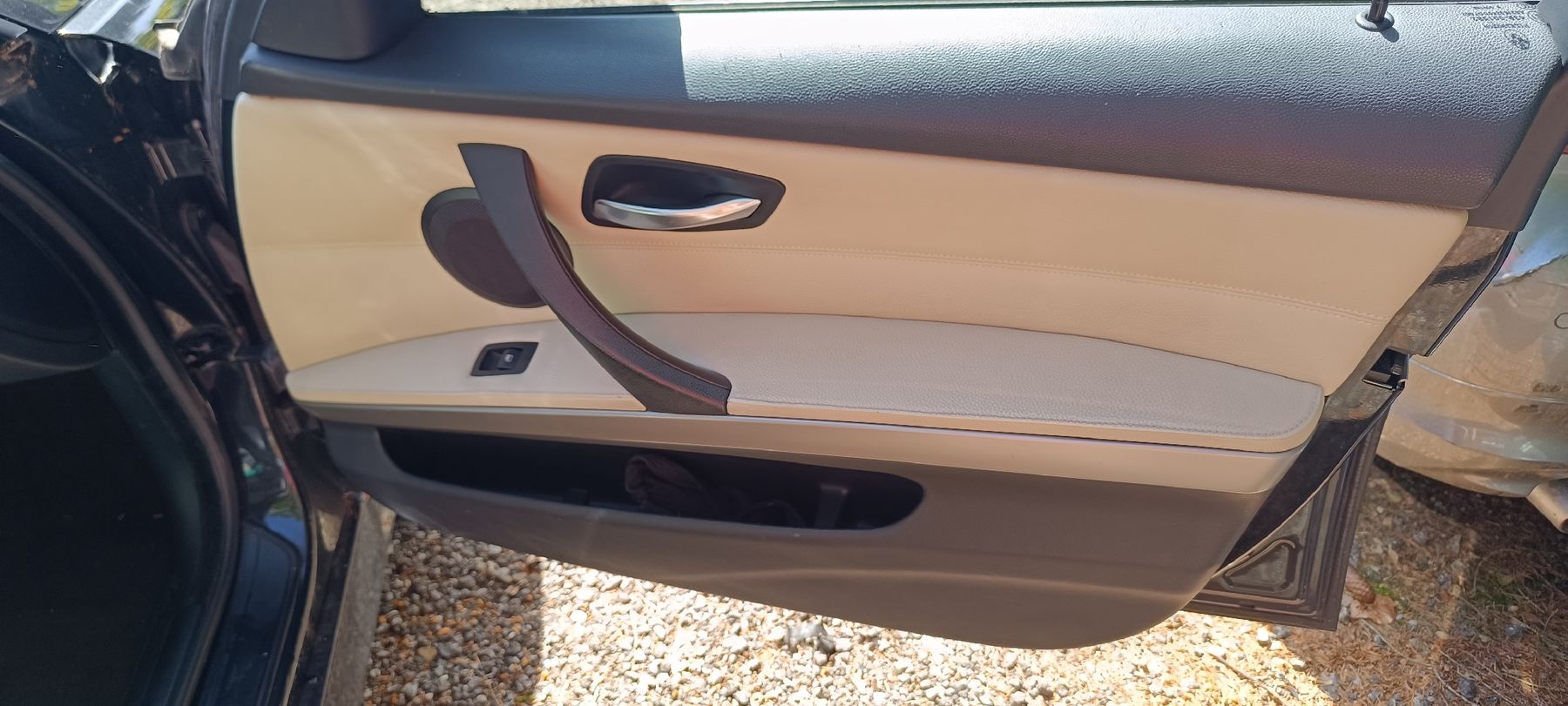 BMW Tutti pezzi di ricambio auto: Sitze Sportausstattung E91 Leder Lemon  – Usato da Zihlschlacht venduto da bra_tr2r 4