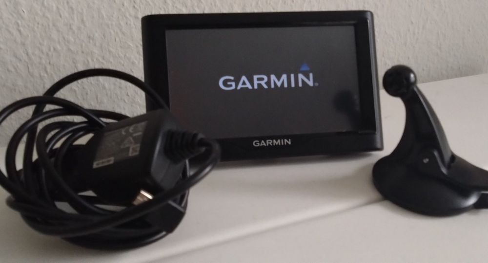 Garmin Navi Halterung Nüvi Für 2557 2497 2457 2699 LM LMT GPS Auto