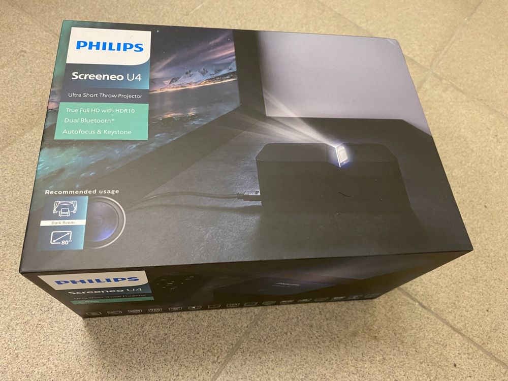 Philips Screeneo U4 Ultra Short Throw projector (Neu (gemäss ...