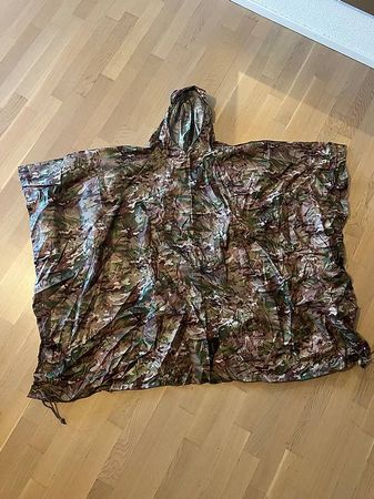 UL Regen-Poncho Multicam