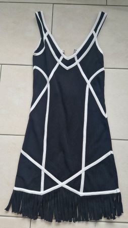 Guess Kleid Gr. S – nur 2x getragen