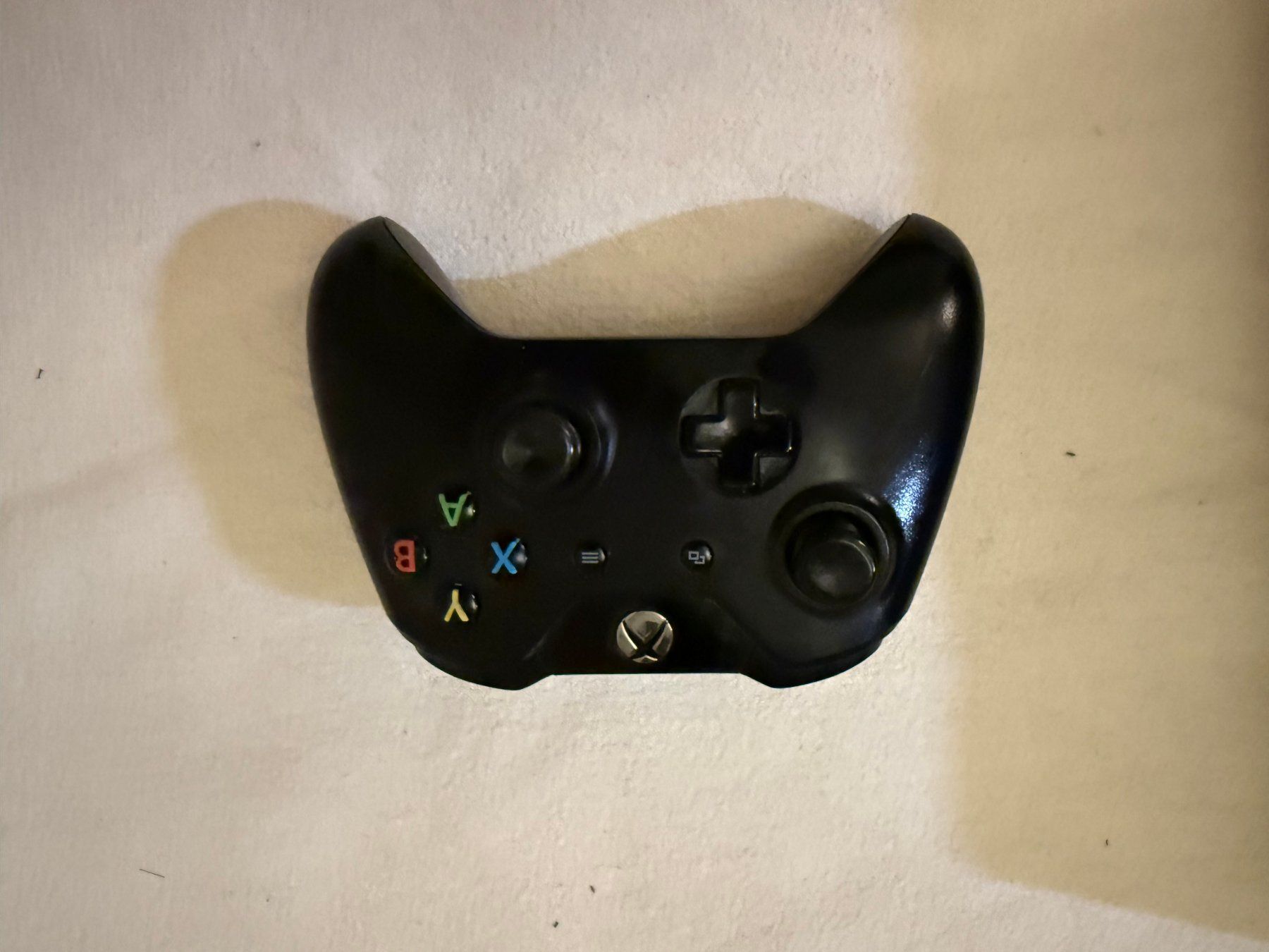 Microsoft Consoles: Xbox One OVP + Controller + 5 Spiele: GTA V, Witcher 3 – D'occasion à Bern par mat_rl7h 1