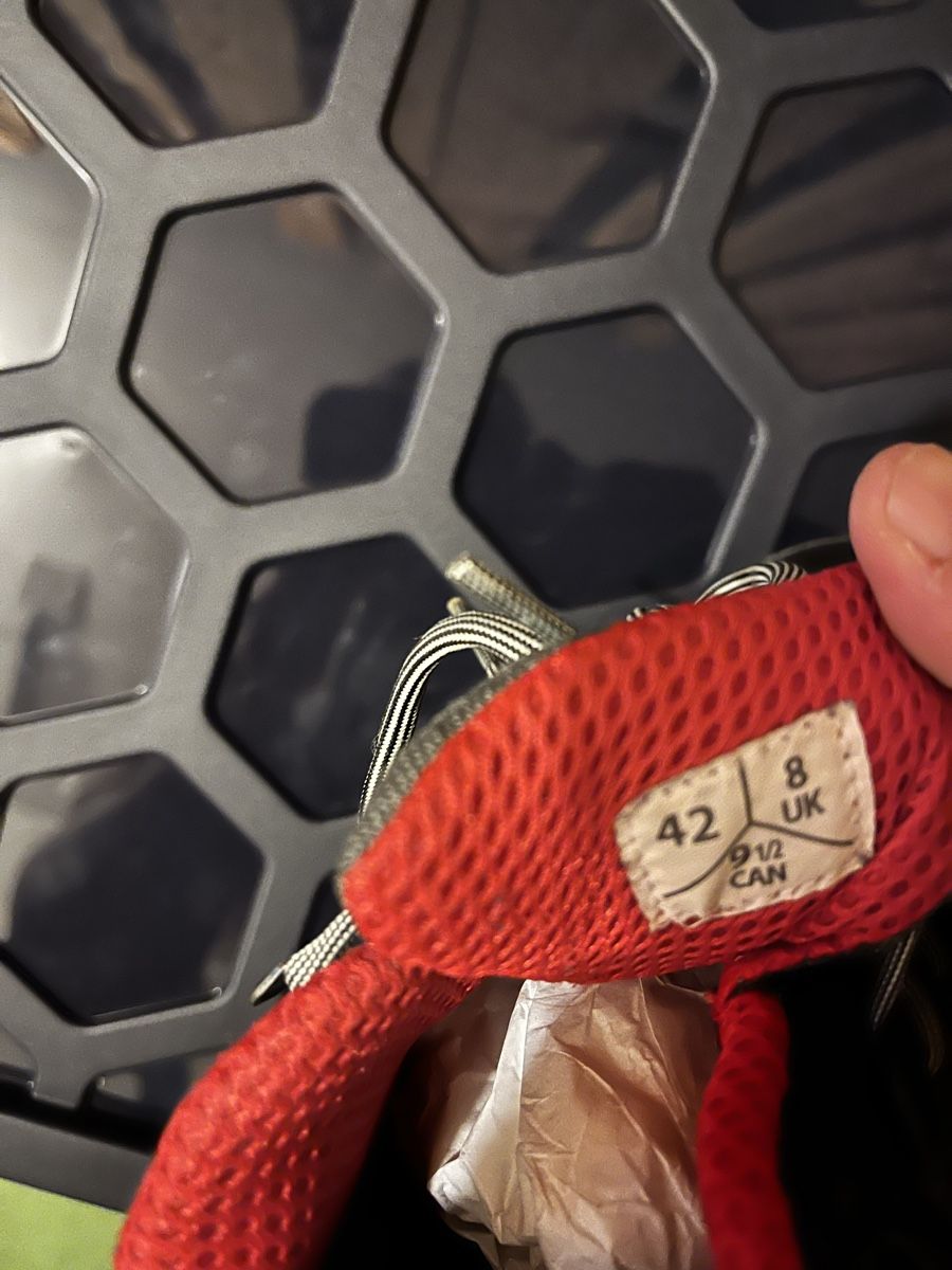 Herrenschuhe: Sicherheitsschuhe Gr42 – Gebraucht aus Pfäffikon ZH von Restore-Me 3
