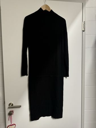 Elegantes ANN TAYLOR Wollkleid Gr. S schwarz Winterkleid Str