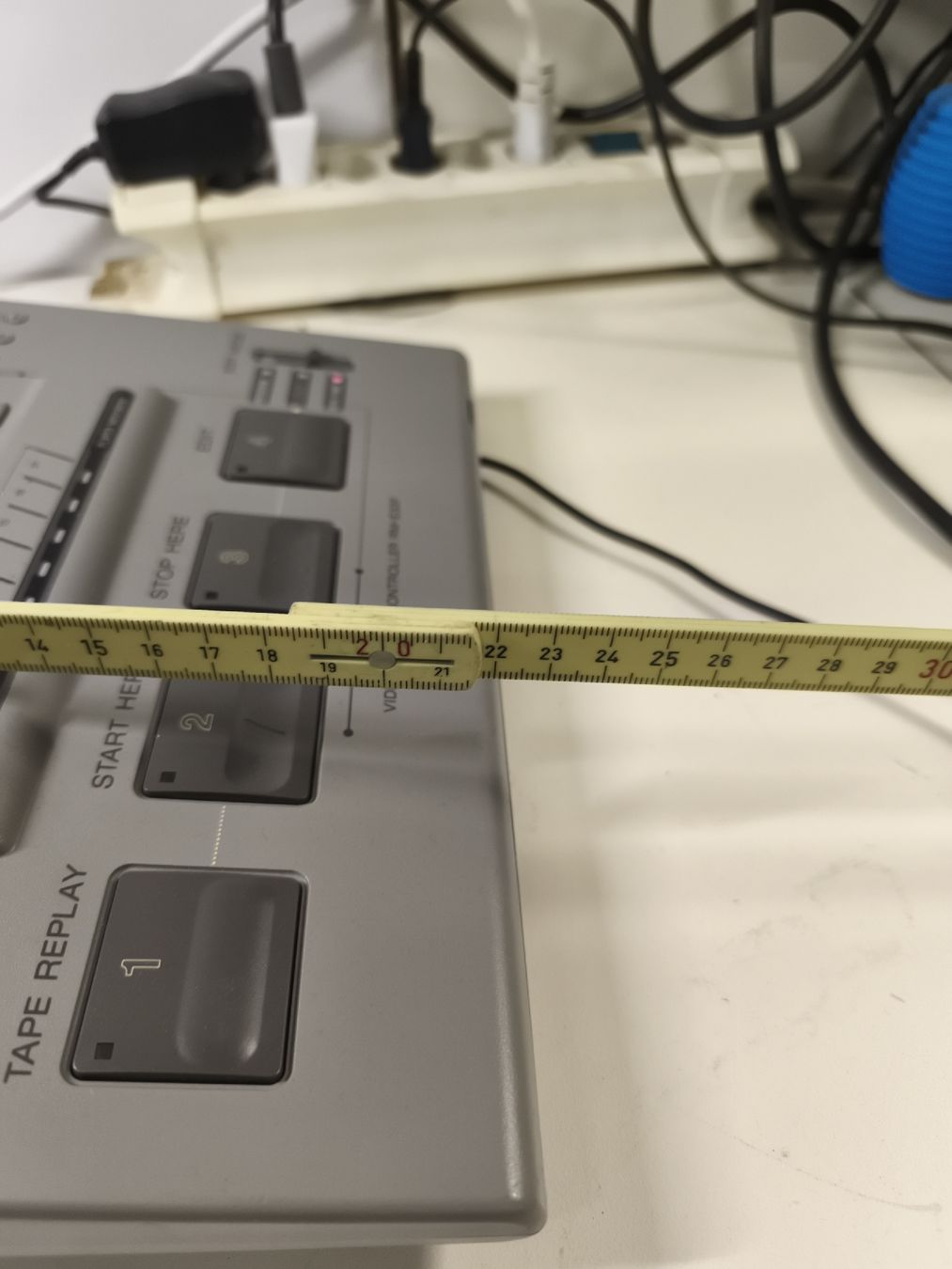 Sistema di controllo: Sony RM-E33F Video Editing Controller - Retro(nov821) – Usato da Künten venduto da Schnaepplihuus 4
