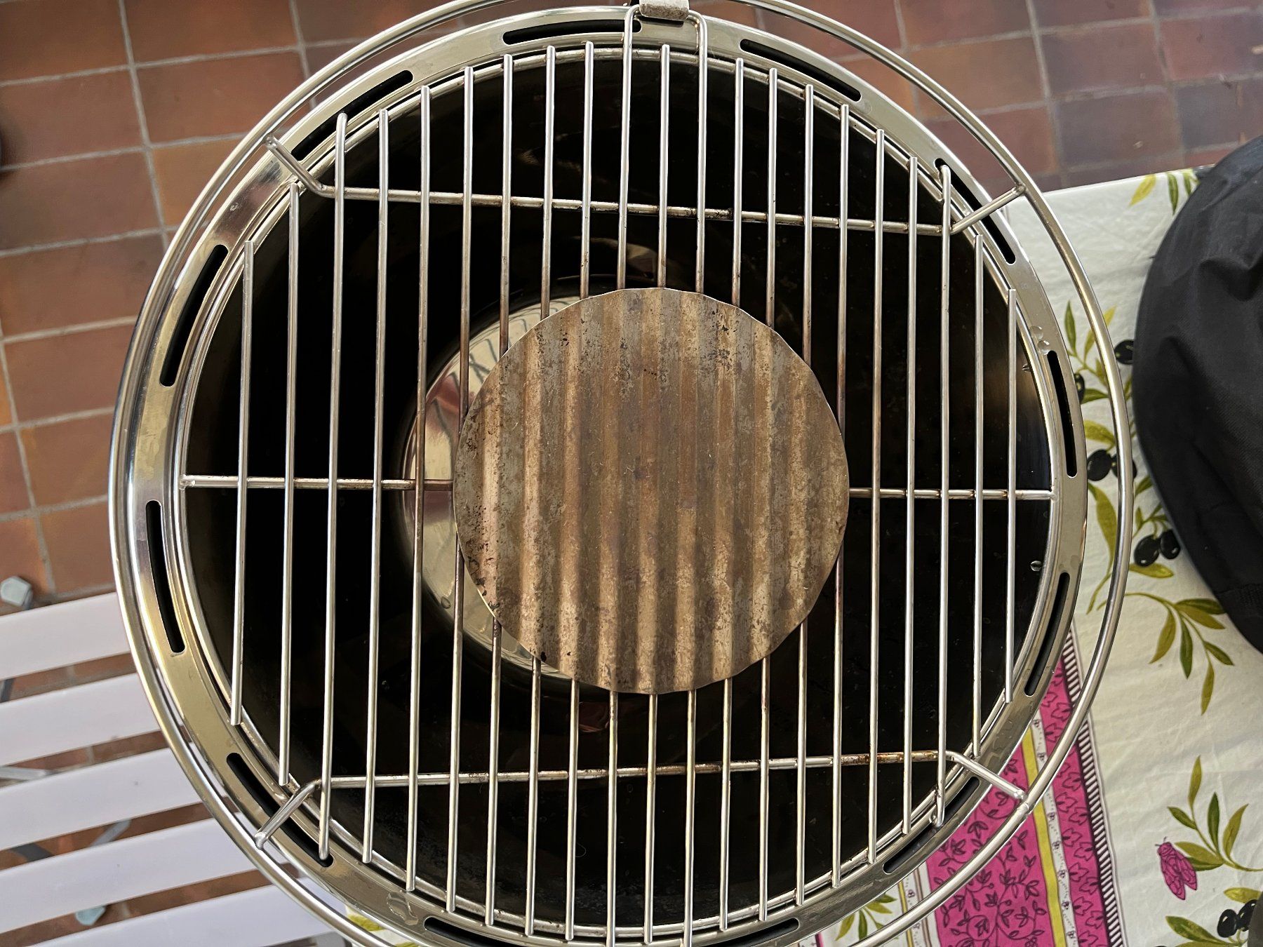 Lotusgrill Grills: Lotusgrill Grau 32 cm wenig gebraucht – Gebraucht aus Pfungen von Herz1960 1