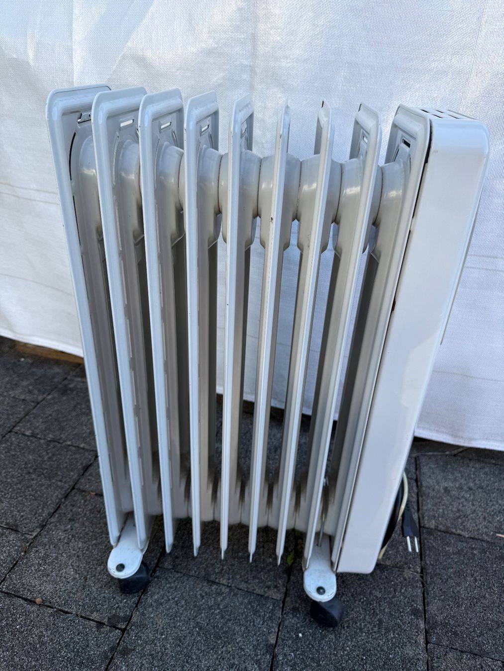 Radiatori: 2x Elektroheizkörper – Usato da Frick venduto da chr_ts5y 3