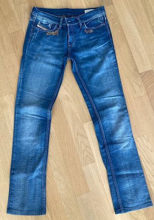 Diesel Jeans LIV Gr. W29/L34