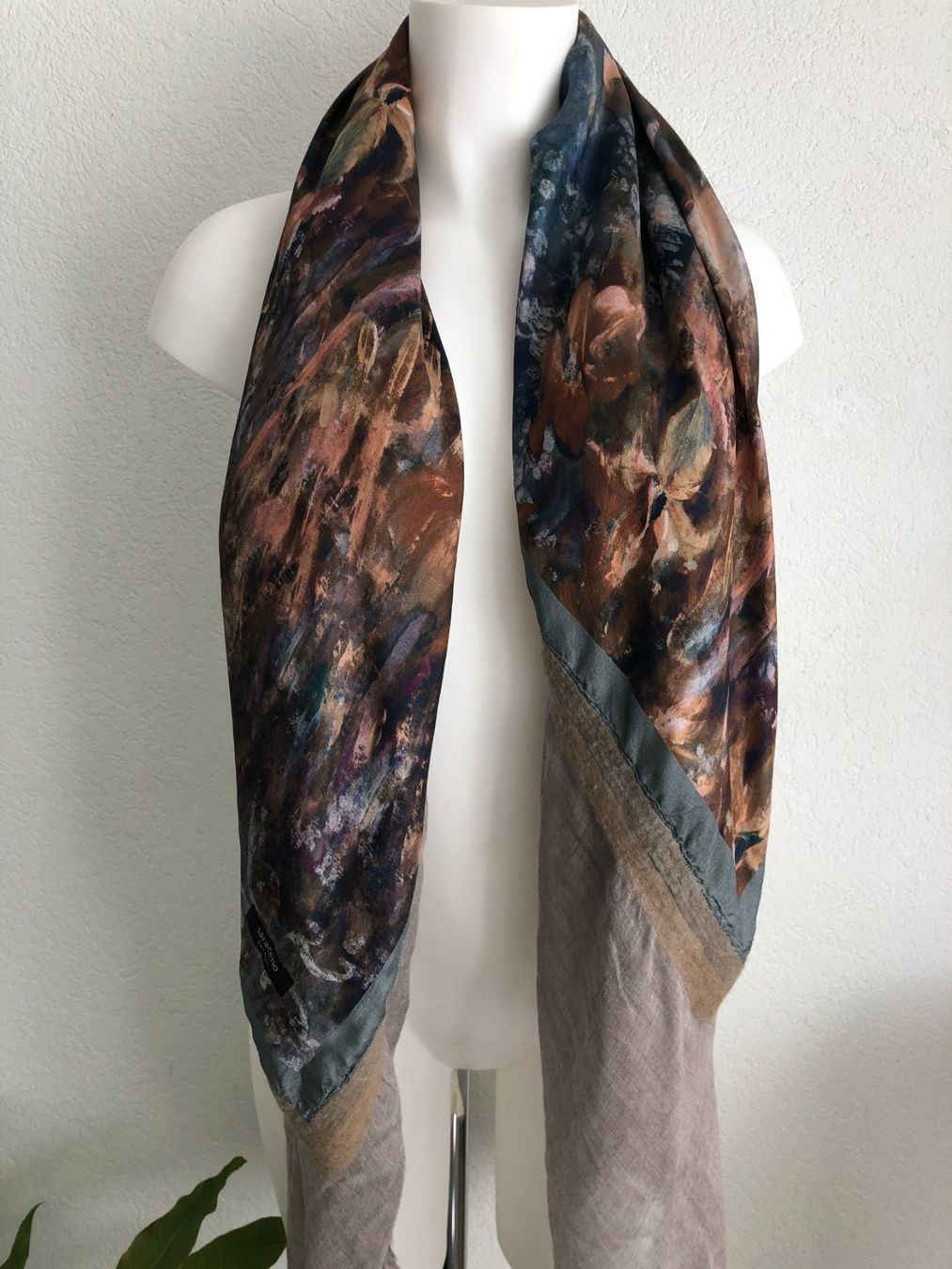 Foulard & Sciarpe: Saraceno Bellagio Schal mit wunderschönem Muster – Usato da Berg am Irchel venduto da Zweiti_Chance 3
