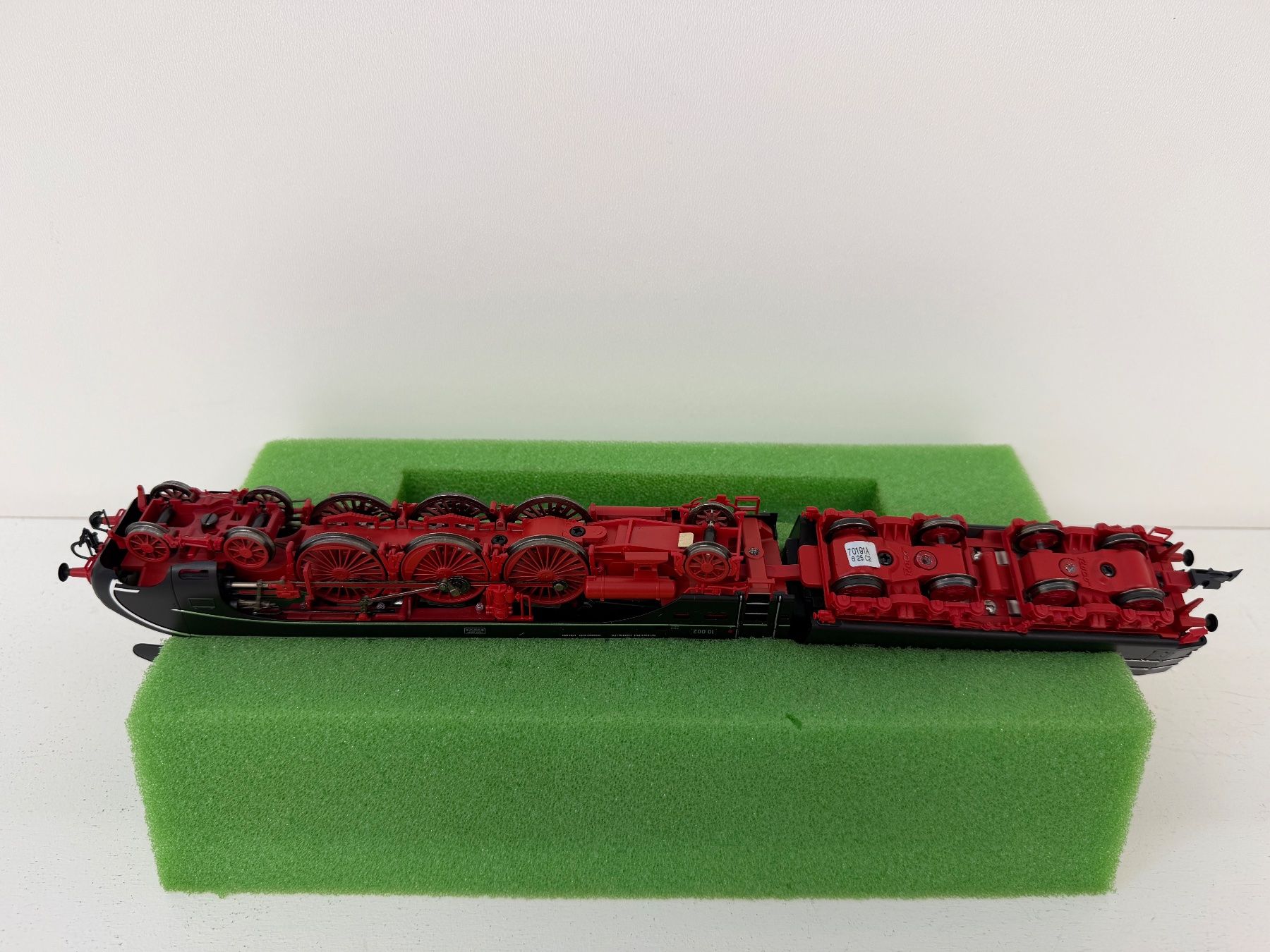 Roco Modellini di ferrovie: Roco H0 70191 Dampflok mit Schlepptender DB 10002 / Digital – Usato da Büsserach venduto da ModellbahnDepot 7