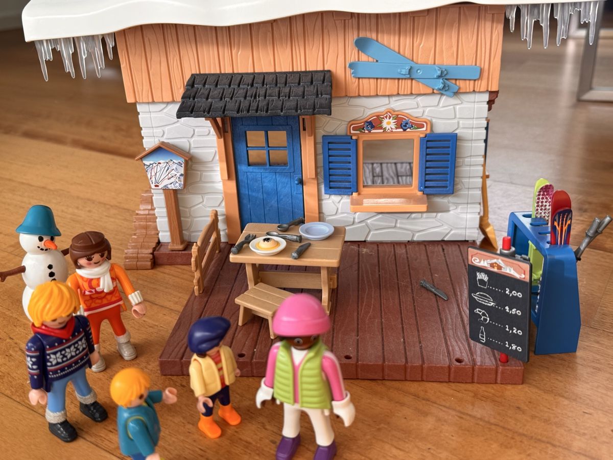 Playmobil Spielzeuge: Playmobil Skihütte – Gebraucht aus Schliern b. Köniz von Eitschei76 1