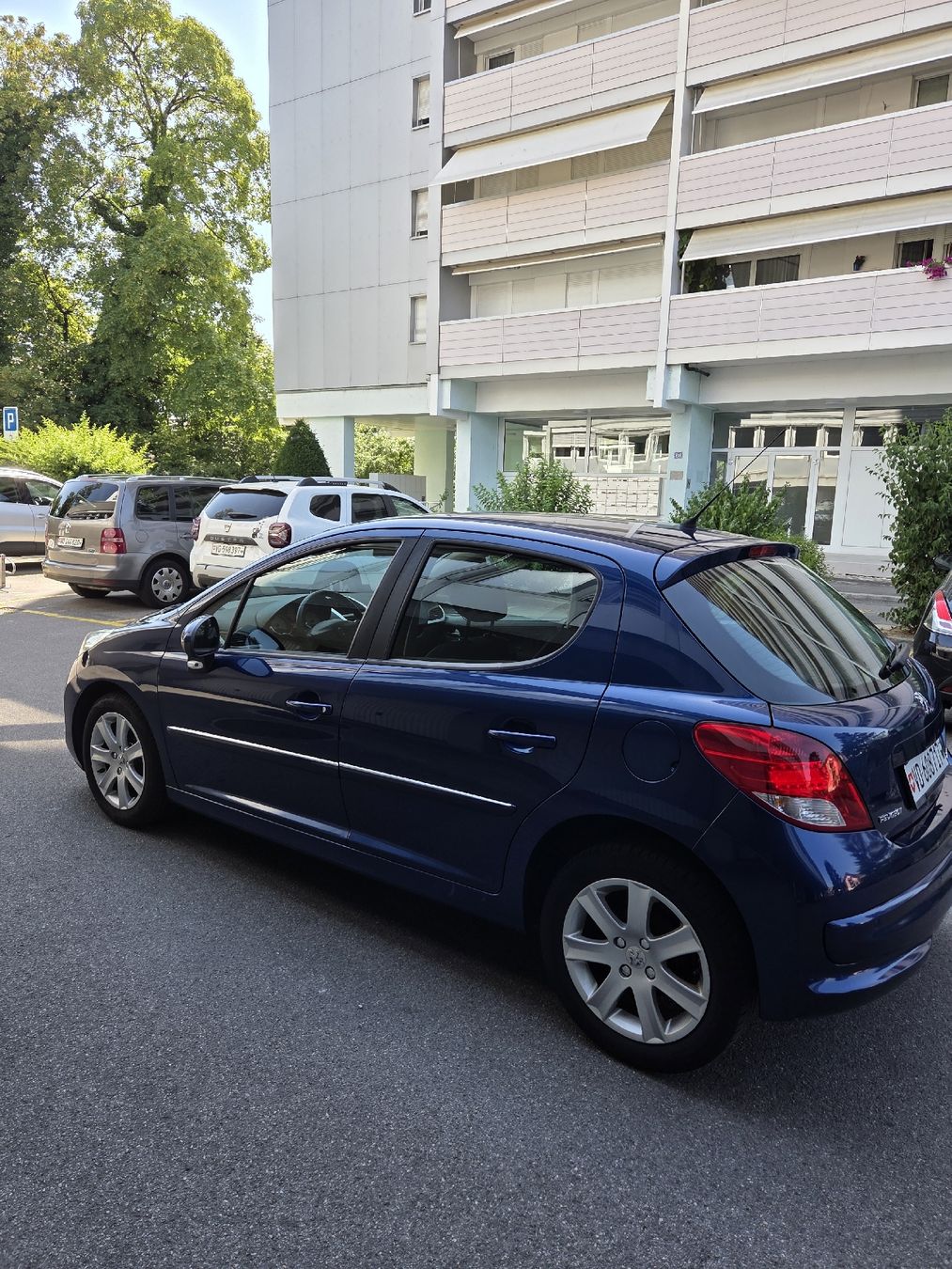 Peugeot Autos: Peugeot 207 expertisé  – D'occasion à Lausanne par bes_x2jw 3