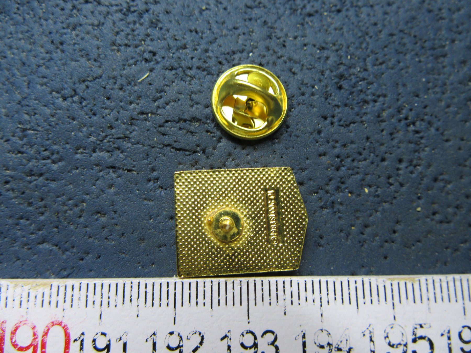 Plaketten & Abzeichen: OLYMPIA PIN 3M – Gebraucht aus Ettingen von Hausi4711 1