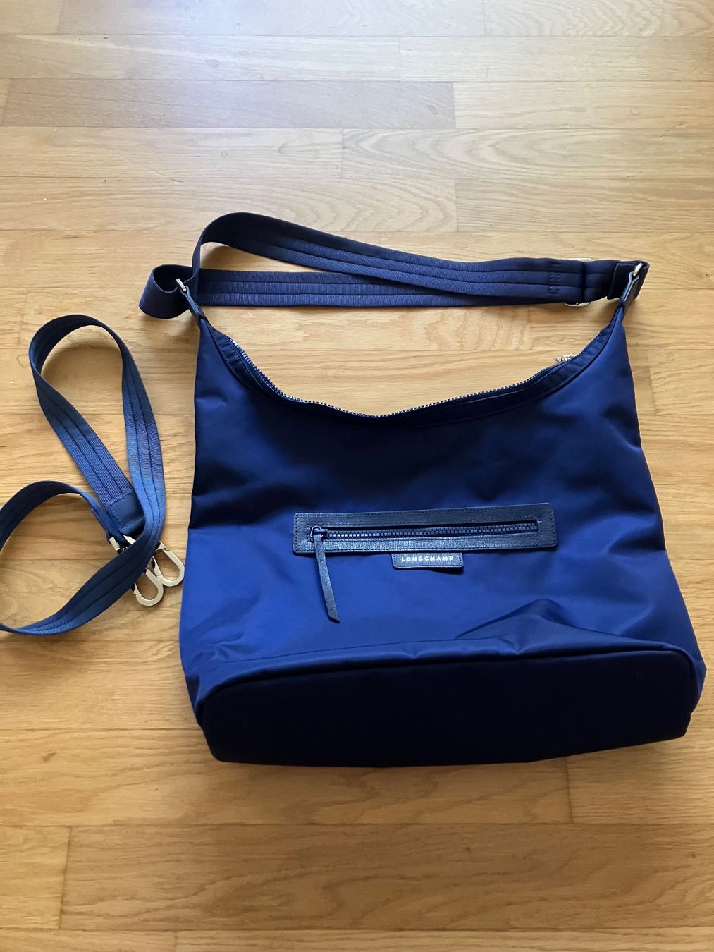 Longchamp Taschen: Longchamp – Gebraucht aus Spreitenbach von schwarzerhase70