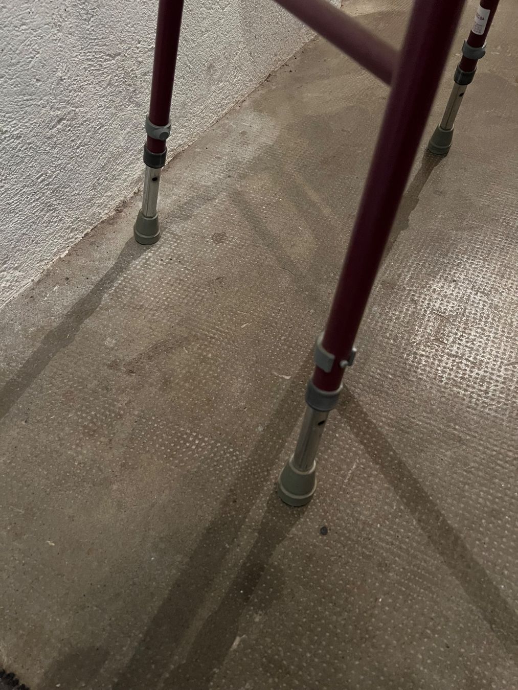 Stühle: Chaise d’appoint médicale – Gebraucht aus Neuchâtel von kat_n6gp 1