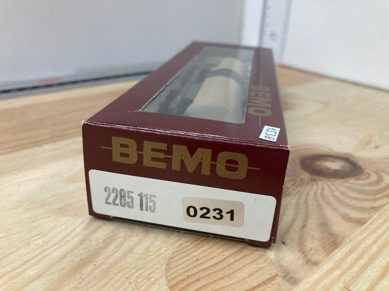 Bemo Modelleisenbahnen: Bemo H0m 2285 115 Kesselwagen vierachsig RhB Uah 8135 – Neu (gemäss Beschreibung) aus Brislach von ModellbahnDepot 8