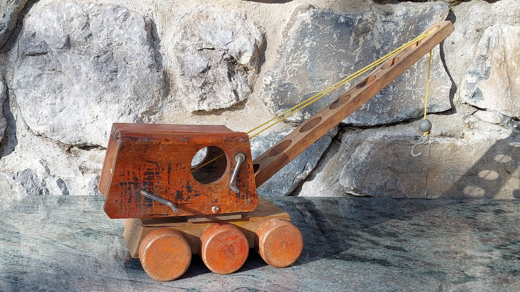 Giocattoli: Vintage Holzkran Spielzeug – Usato da Muri b. Bern venduto da Spassholz 2