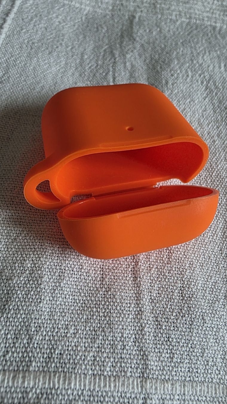 Cuffie: airpods 1 case protection  – Nuovo (secondo la descrizione) da Orbe venduto da Orbaus 1