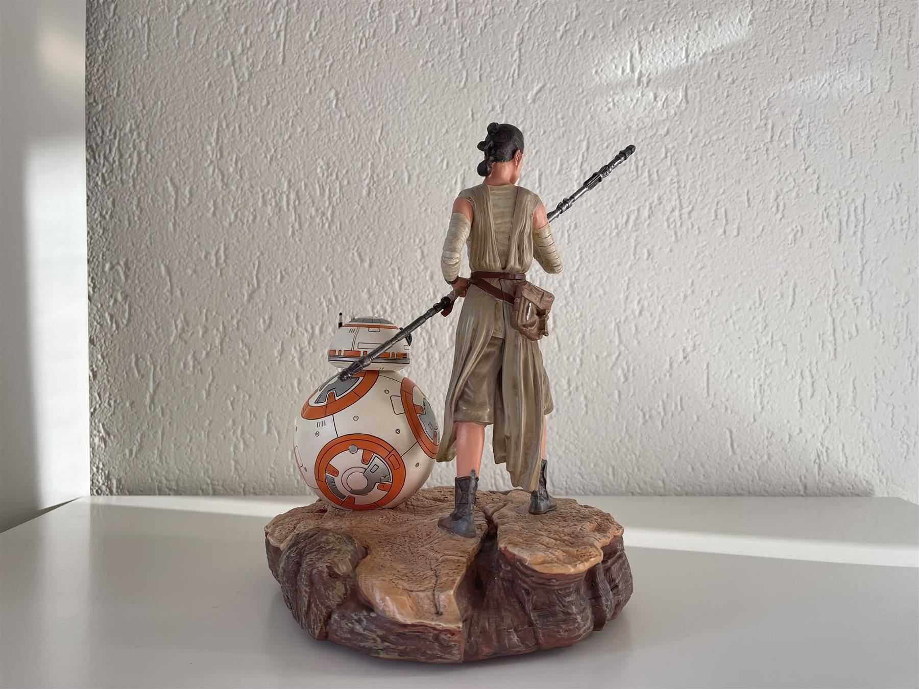 Disney Statuette: ✨Disney Store Rey & BB-8 Statue Star Wars – Nuovo (secondo la descrizione) da Wahlen b. Laufen venduto da Ma-Works 3