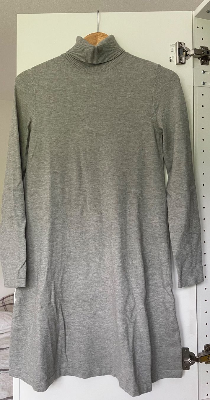 Vero Moda Vestiti: Robe pull VeroModa – Nuovo (secondo la descrizione) da Biel/Bienne venduto da lisalrh