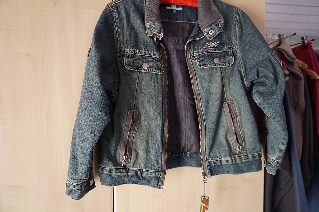 We Giacche & Cappotti: Jacke Jeans Grösse 134 - 140 – Usato da Luterbach venduto da Eggenschw5