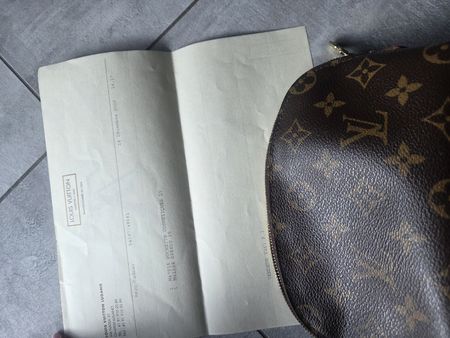 original Louis Vuitton Pochette Cosmétique mit zertificat