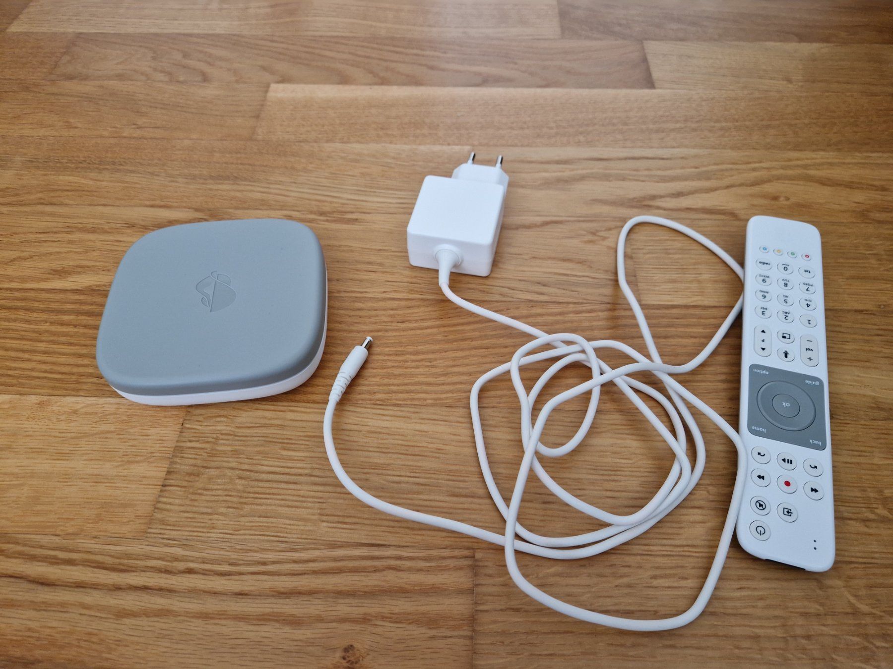 Swisscom Multimediaplayer & Streamer: Swisscom TV Box + Swisscom TV Box 21 – Gebraucht aus St. Gallen von ben_6xrc 3