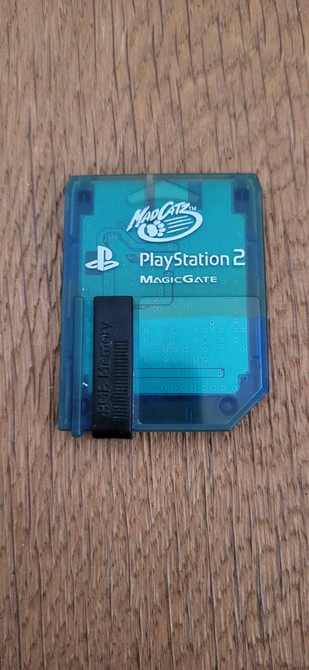 Memory unit & Memory card: Playstation 2 Memory Card Mad Catz 8 GB – Usato da Münsingen venduto da DigitaleSpielecke