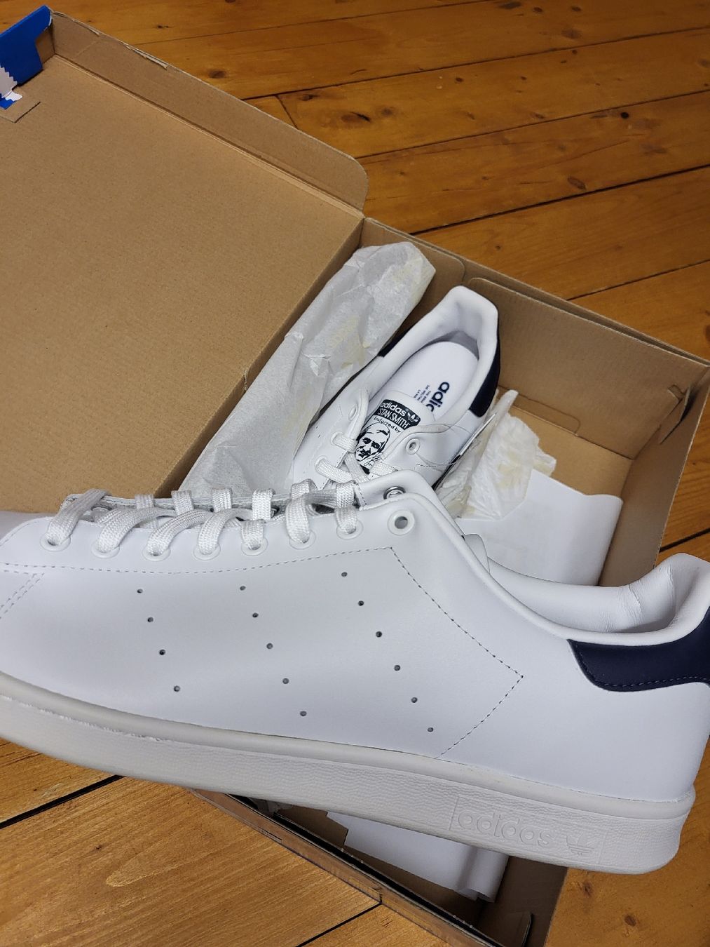Adidas Herrenschuhe: Adidas stan smith – Neu und originalverpackt aus Camignolo von Hakunamat5 2