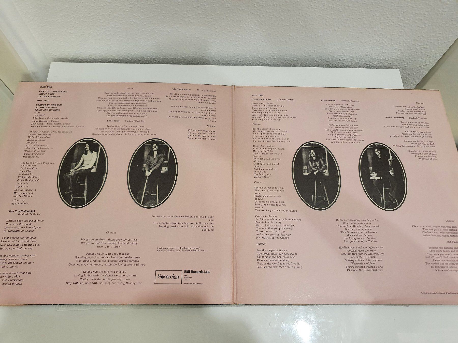 Schallplatten: Renaissance – Ashes Are Burning – Gebraucht aus Uster von Vinyl-Leidenschaft 2