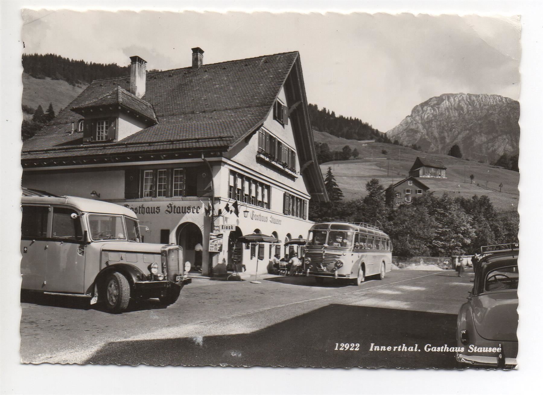 Cartoline postali: INNERTHAL Gasthaus Stausee - Bus, Postauto – Nuovo (secondo la descrizione) da Jona venduto da philajona