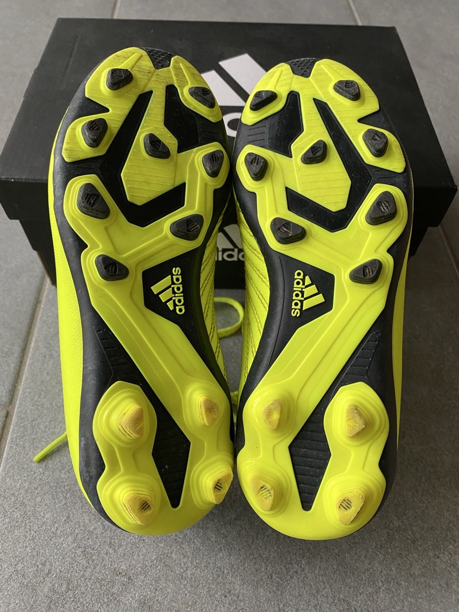Adidas Scarpe per ragazzi: Adidas Kinder Fussballschuhe Gr.31.5 – Usato da Bauma venduto da Angel1011 5
