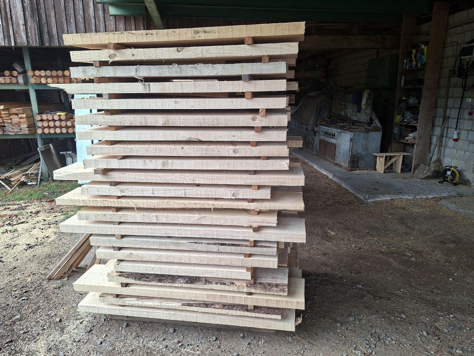 Holzartikel: Holzbrett 50 mm – Neu (gemäss Beschreibung) aus Vordemwald von Stenzi